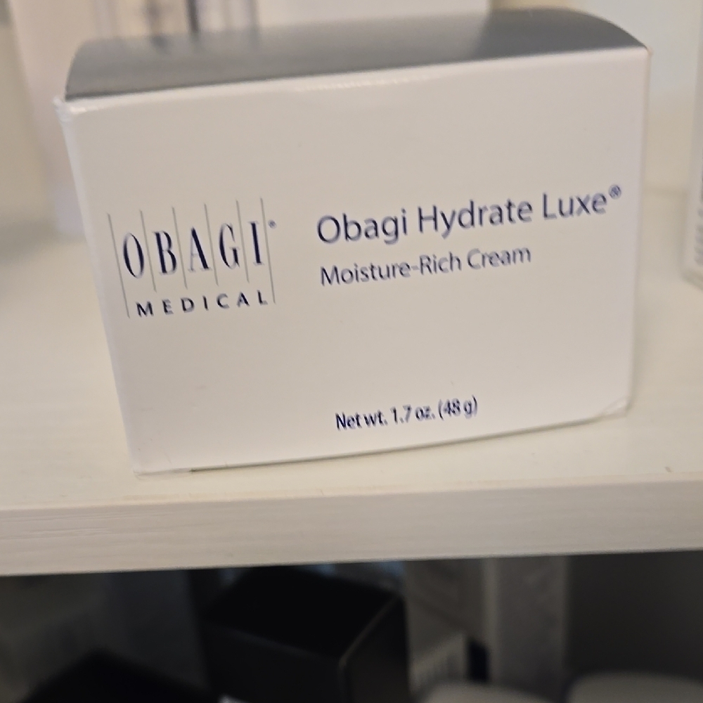 Obagi White Moisturizer Skincare Essential